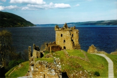Loch Ness e Castelo Urquhart